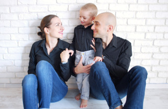 Camasi Familie Negre cu Buline Mici Albe