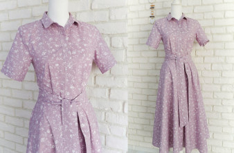 Rochie Camasa Maneca Scurta Lila cu Flori Albe