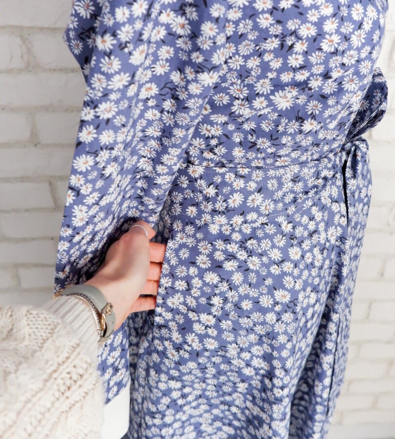 Rochie Cămașă Albastră cu Margarete Albe – 3