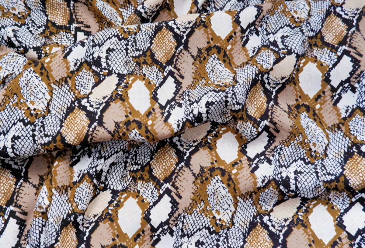 Animal print șarpe bej cu negru