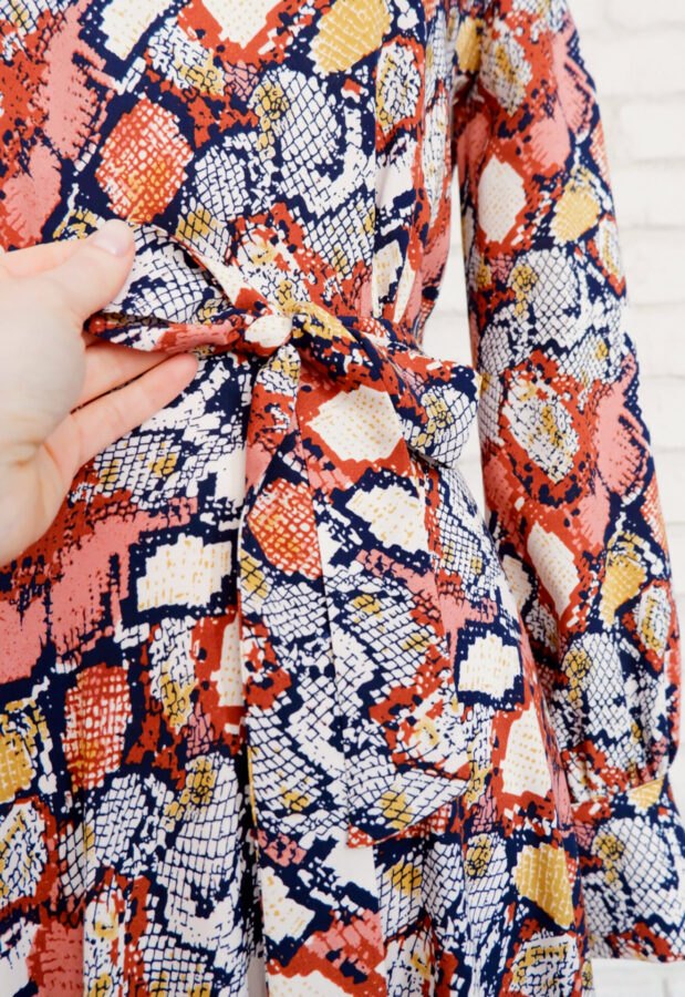 Rochie Lungă Vaporoasă Print Șarpe Caramiziu cu Bleumarin – 5