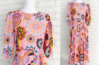 Rochie Vaporoasa Roz cu Print Multicolor